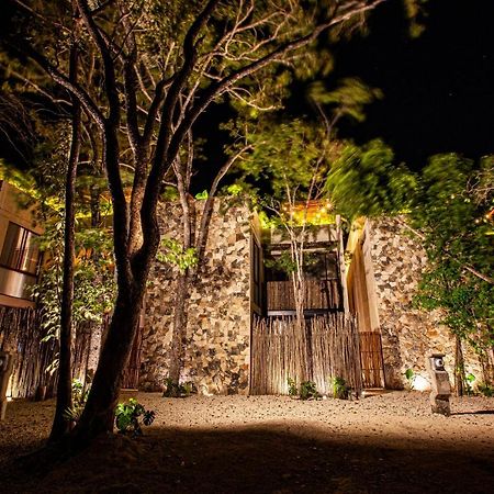 Calma Jungle Villas Tulum Eksteriør billede