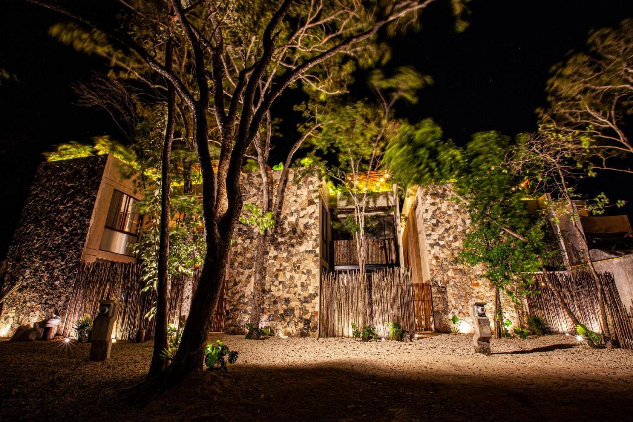 Calma Jungle Villas Tulum Eksteriør billede